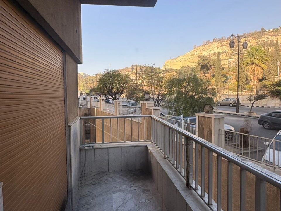 48846328-a064-4270-9e20-663a3406649c